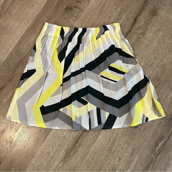 PINK TARTAN preppy pleated Geo checkered silk blend pleated skirt size 6 - Picture 5 of 6